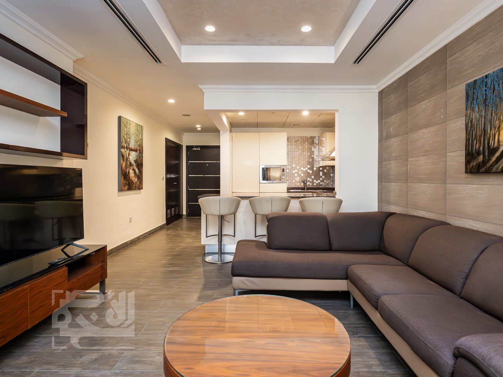 Studio with balcony | Qatar Cool