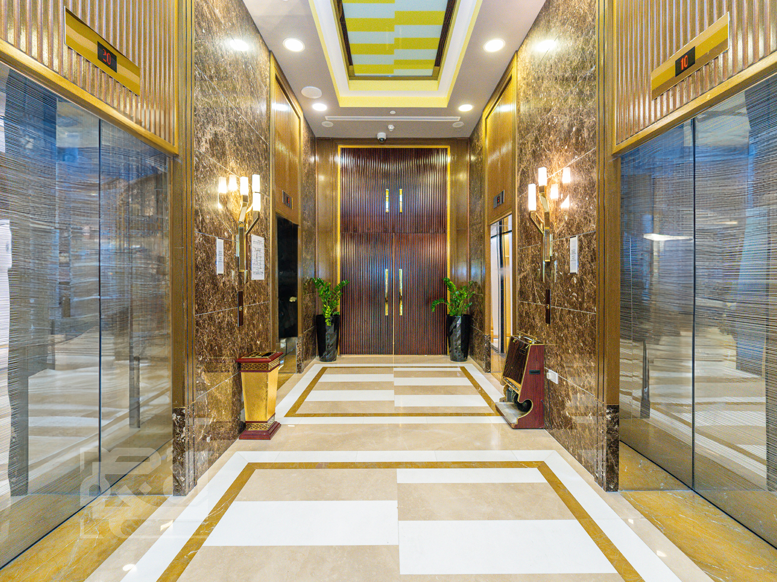 Porto Arabia Tower 20